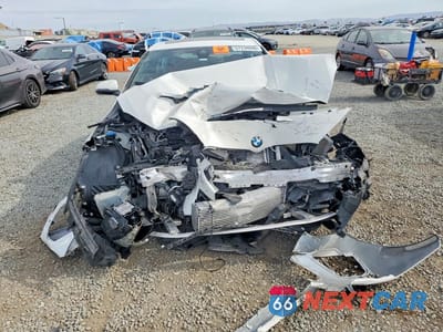 Piąte zdjęcie samochodu w środku: 2021 BMW 228XI VIN:WBA73AK06M7H04581 - miniatura