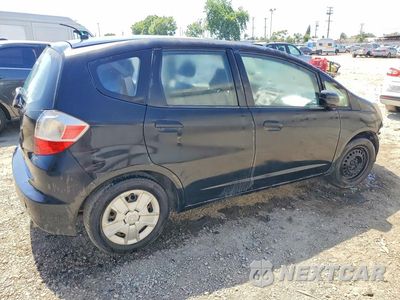 Trzecie zdjęcie samochodu z tyłu: 2013 HONDA FIT VIN:JHMGE8H3XDC030199 - miniatura
