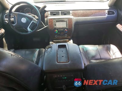 Zdjęcie 8 z 12 samochodu: 2007 GMC YUKON XL DENALI VIN:1GKFK66897J359330 - miniatura