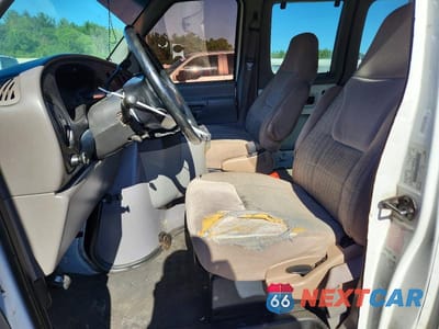 Zdjęcie 7 z 13 samochodu: 1998 FORD ECONOLINE E350 SUPER DUTY VIN:1FBSS31S1WHB70788 - miniatura