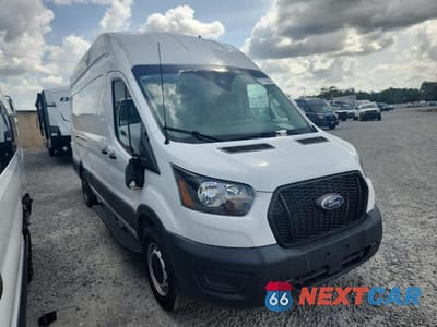 Czwarte zdjęcie samochodu z boku: 2023 FORD TRANSIT T-250 VIN:1FTBR3X83PKA81490 - miniatura