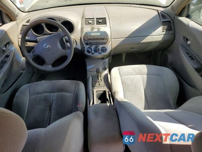 Zdjęcie 8 z 12 samochodu: 2004 NISSAN ALTIMA 2.5 VIN:1N4AL11D04C133516 - miniatura