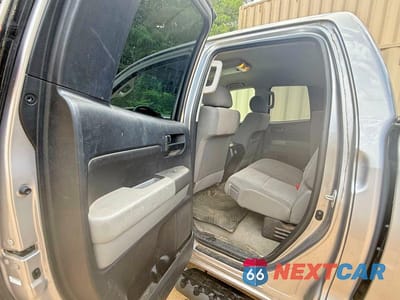 Zdjęcie 6 z 11 samochodu: 2010 TOYOTA TUNDRA DOUBLE CAB SR5 VIN:5TFUY5F12AX143337 - miniatura