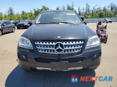 Piąte zdjęcie samochodu w środku: 2008 MERCEDES-BENZ ML 350 VIN:4JGBB86E38A356397 - miniatura