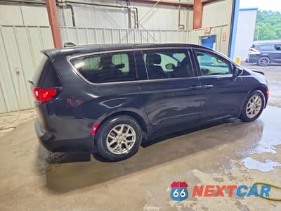 Trzecie zdjęcie samochodu z tyłu: 2023 CHRYSLER VOYAGER LX VIN:2C4RC1CG8PR610676 - miniatura