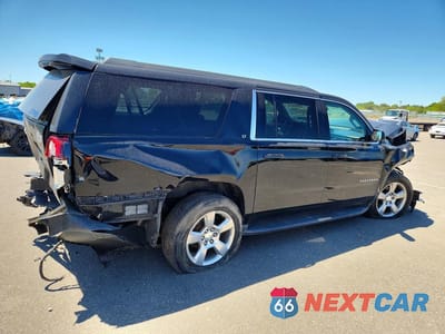 Trzecie zdjęcie samochodu z tyłu: 2017 CHEVROLET SUBURBAN K1500 LT VIN:1GNSKHKC9HR343820 - miniatura