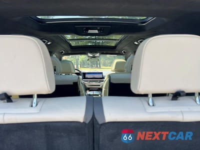 Zdjęcie 9 z 10 samochodu: 2023 BMW X7 XDRIVE40I VIN:5UX23EM00P9P15677 - miniatura
