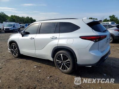 Drugie zdjęcie samochodu z przodu: 2022 TOYOTA HIGHLANDER SPORT VIN:5TDJZRBH6NS200855 - miniatura