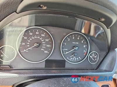 Zdjęcie 9 z 12 samochodu: 2012 BMW 328 I VIN:WBA3A5C58CF341837 - miniatura