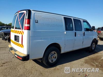 Czwarte zdjęcie samochodu z boku: 2015 GMC SAVANA G3500 VIN:1GTZ7TFG9F1112226 - miniatura