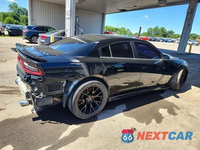 Trzecie zdjęcie samochodu z tyłu: 2018 DODGE CHARGER SRT HELLCAT VIN:2C3CDXL92JH113101 - miniatura