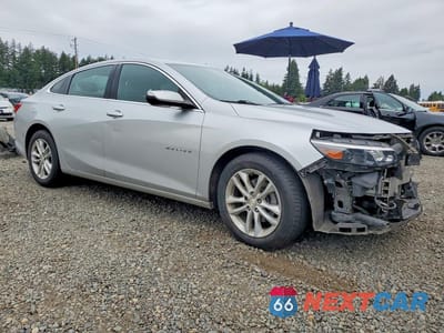 Czwarte zdjęcie samochodu z boku: 2018 CHEVROLET MALIBU LT VIN:1G1ZD5ST3JF175785 - miniatura