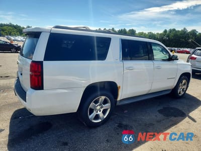 Trzecie zdjęcie samochodu z tyłu: 2015 CHEVROLET SUBURBAN K1500 LT VIN:1GNSKJKC1FR300402 - miniatura