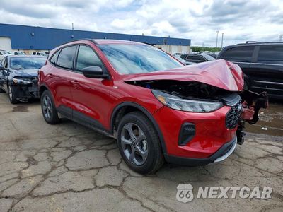 Czwarte zdjęcie samochodu z boku: 2025 FORD ESCAPE ST LINE VIN:1FMCU9MN2SUA24853 - miniatura