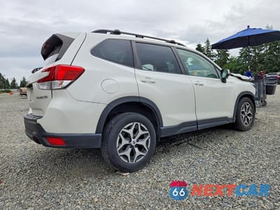 Trzecie zdjęcie samochodu z tyłu: 2019 SUBARU FORESTER PREMIUM VIN:JF2SKAGC4KH496399 - miniatura