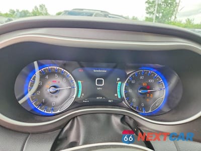 Zdjęcie 9 z 13 samochodu: 2023 CHRYSLER PACIFICA TOURING L VIN:2C4RC1BG2PR597473 - miniatura