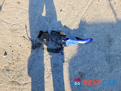 Zdjęcie 9 z 10 samochodu: 2007 YAMAHA YZFR6 L VIN:JYARJ12E77A022192 - miniatura