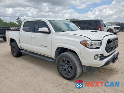 Czwarte zdjęcie samochodu z boku: 2016 TOYOTA TACOMA SR5 V6 VIN:5TFAZ5CN6GX002450 - miniatura