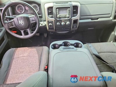 Zdjęcie 8 z 13 samochodu: 2015 RAM 1500 SLT VIN:1C6RR6GT5FS638331 - miniatura