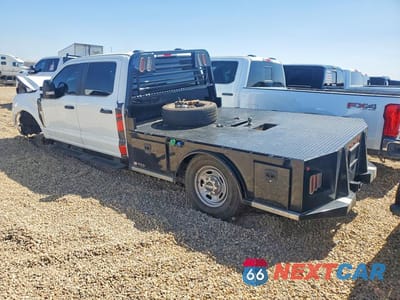 Drugie zdjęcie samochodu z przodu: 2025 FORD F250 SUPER DUTY FLATBED TRUCK VIN:1FT7W2BT8SEC49569 - miniatura