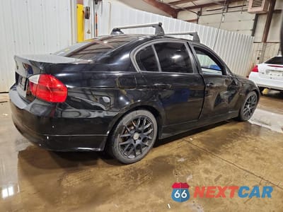 Trzecie zdjęcie samochodu z tyłu: 2007 BMW 328 XI VIN:WBAVC93587KZ70229 - miniatura