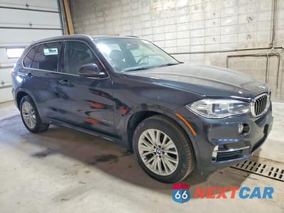 Czwarte zdjęcie samochodu z boku: 2017 BMW X5 XDR40E VIN:5UXKT0C59H0S80180 - miniatura