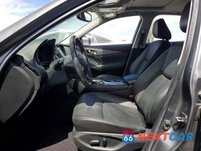Zdjęcie 7 z 12 samochodu: 2017 INFINITI Q50 2.0T VIN:JN1CV7APXHM641196 - miniatura