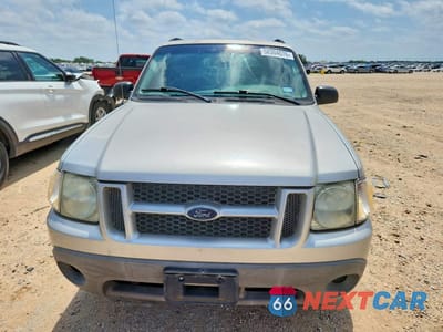 Piąte zdjęcie samochodu w środku: 2003 FORD EXPLORER SPORT VIN:1FMYU60EX3UA95391 - miniatura