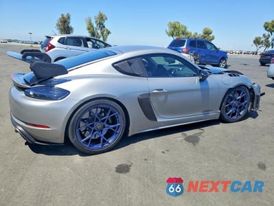 Trzecie zdjęcie samochodu z tyłu: 2024 PORSCHE CAYMAN GT4 RS VIN:WP0AE2A89RK274577 - miniatura