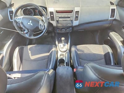 Zdjęcie 8 z 12 samochodu: 2010 MITSUBISHI OUTLANDER SE VIN:JA4AS3AW1AZ014435 - miniatura