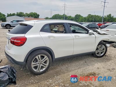 Trzecie zdjęcie samochodu z tyłu: 2019 MERCEDES-BENZ GLA 250 4MATIC VIN:WDCTG4GB7KJ582788 - miniatura