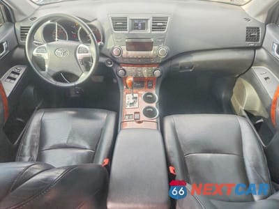 Zdjęcie 8 z 13 samochodu: 2012 TOYOTA HIGHLANDER LIMITED VIN:5TDDK3EH1CS133041 - miniatura