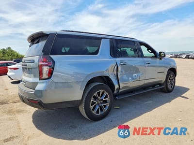 Trzecie zdjęcie samochodu z tyłu: 2024 CHEVROLET SUBURBAN K1500 Z71 VIN:1GNSKDKD8RR410880 - miniatura