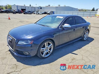 2011 AUDI S4 PRESTIGE WAUKGBFL1BA121034 - główne zdjęcie licytacji z USA - miniatura