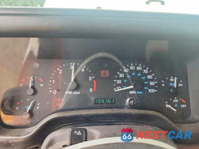 Zdjęcie 9 z 12 samochodu: 1999 JEEP WRANGLER / TJ SAHARA VIN:1J4FY49S9XP465466 - miniatura