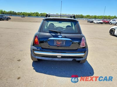 Zdjęcie 6 z 12 samochodu: 2003 MINI COOPER VIN:WMWRC33483TE18548 - miniatura