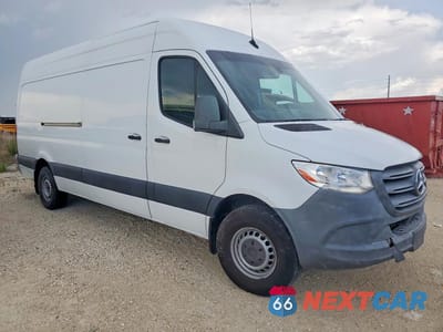 Czwarte zdjęcie samochodu z boku: 2021 MERCEDES-BENZ SPRINTER 2500 DELIVERY VAN VIN:W1W40CHY5MT052343 - miniatura