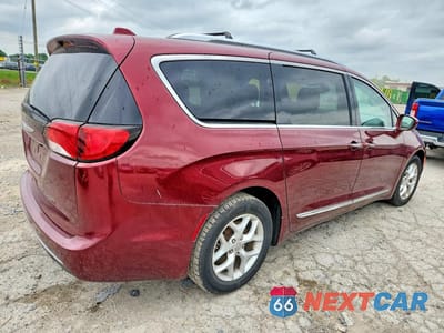 Trzecie zdjęcie samochodu z tyłu: 2017 CHRYSLER PACIFICA TOURING L PLUS VIN:2C4RC1EG3HR656298 - miniatura