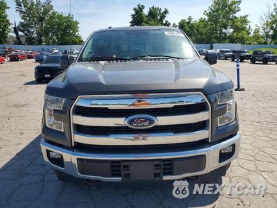 Piąte zdjęcie samochodu w środku: 2017 FORD F150 SUPERCREW VIN:1FTEW1EF4HKD74540 - miniatura