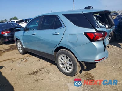 Drugie zdjęcie samochodu z przodu: 2022 CHEVROLET EQUINOX LT VIN:2GNAXKEV2N6115303 - miniatura