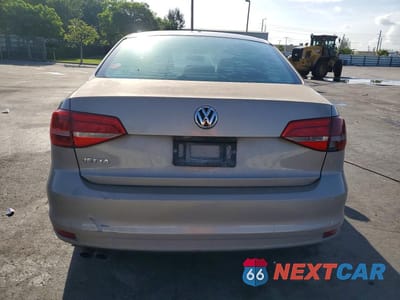 Zdjęcie 6 z 12 samochodu: 2015 VOLKSWAGEN JETTA BASE VIN:3VW2K7AJ8FM273306 - miniatura