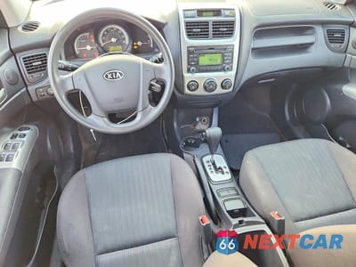 Zdjęcie 8 z 13 samochodu: 2009 KIA SPORTAGE LX VIN:KNDJE723197632032 - miniatura