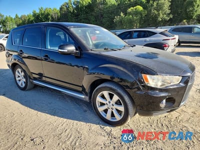 Czwarte zdjęcie samochodu z boku: 2012 MITSUBISHI OUTLANDER GT VIN:JA4JT5AX2CU001047 - miniatura