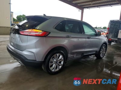 Trzecie zdjęcie samochodu z tyłu: 2022 FORD EDGE TITANIUM- R&D- CLN TITLE- PRI FLEET VIN:2FMPK4K9XNBB04458 - miniatura