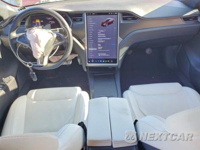 Zdjęcie 8 z 12 samochodu: 2018 TESLA MODEL S VIN:5YJSA1E43JF274416 - miniatura