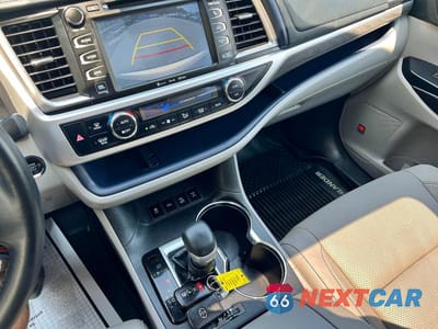 Zdjęcie 13 z 13 samochodu: 2018 TOYOTA HIGHLANDER LIMITED VIN:5TDDZRFH2JS908604 - miniatura