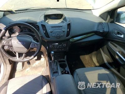 Zdjęcie 8 z 14 samochodu: 2018 FORD ESCAPE SE VIN:1FMCU9GD6JUC43395 - miniatura