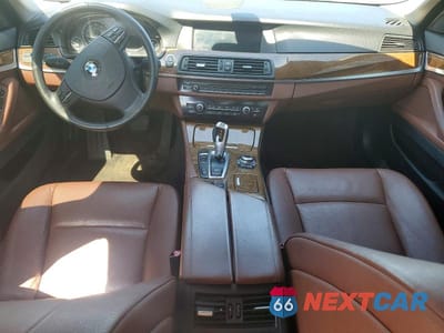 Zdjęcie 8 z 12 samochodu: 2013 BMW 528 XI VIN:WBAXH5C51DD114810 - miniatura