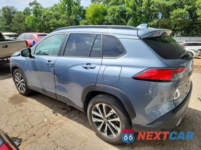 Drugie zdjęcie samochodu z przodu: 2024 TOYOTA COROLLA CROSS XLE VIN:7MUEAAAG3RV076493 - miniatura