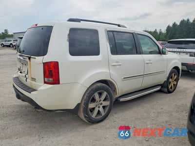 Trzecie zdjęcie samochodu z tyłu: 2013 HONDA PILOT TOURING VIN:5FNYF4H92DB045881 - miniatura